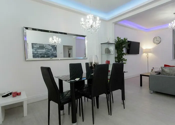 Ivy House Holiday home *